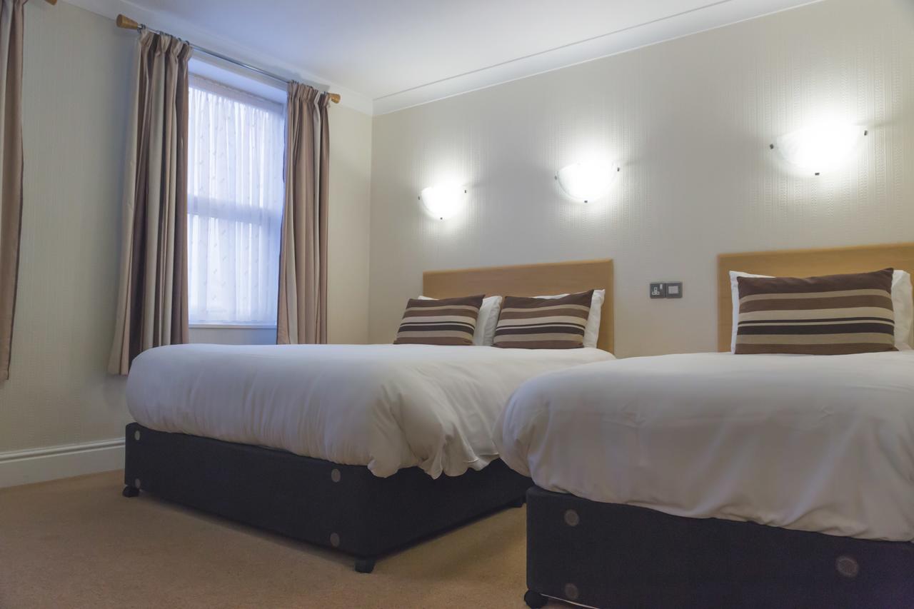 Wycliffe Hotel Stockport Exterior photo